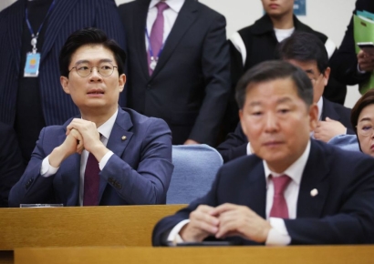 與, 19일 총선 영입인재 9명 발표…에너지·환경·기업·언론 분야