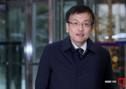 [포토] 출근하는 최상목 경제부총리 후보자