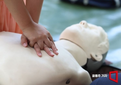 "살려줘요"…북한산서 쓰러진 등산객, 새내기 간호사가 살려