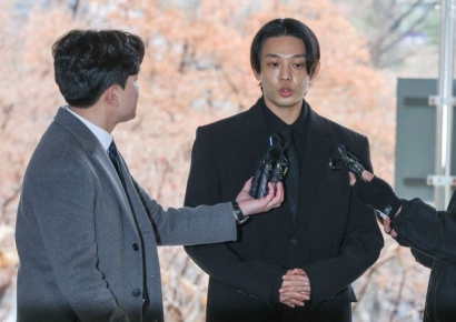 유아인 첫 재판서 '대마 흡연' 인정… "사실과 다른 부분 많아"