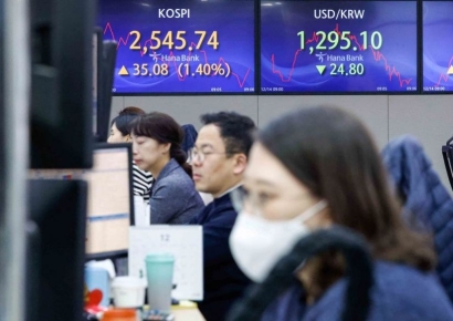 개인·기관 '사자'에 코스피·코스닥 상승 마감