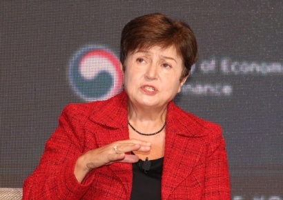 IMF 총재 "韓 잠재성장률 점차 둔화…외국인 노동자 도입·생산성 강화 등 고민해야"