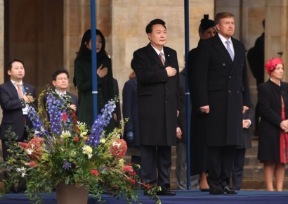 尹, 3박5일간 국빈일정 마무리…경제협력 다변화·반도체 동맹 성과