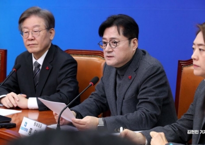 [포토] 홍익표, 당내 혁신 요구에 "이재명 퇴진 공감하는 의원 없다"