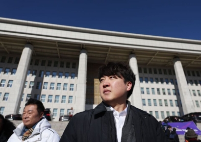 이준석 "김기현 나와 회동 직후 사퇴할지 몰랐다…당황"