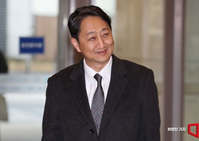 취임 첫 현장으로 평택항 찾은 안덕근 "수출이 정책 최우선"