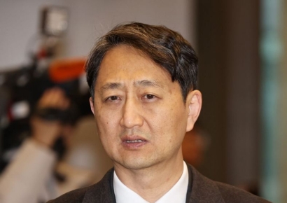 변전소 찾은 안덕근 산업 장관 "전력수급·설비 관리 강화"