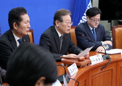 [포토] 이재명 “국가 전체가 尹의 사유물이 되는 것 같다”