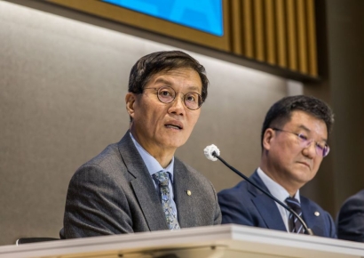 한은 "12월 물가상승률 11월과 비슷하거나 소폭↓…내년 연말 2% 근접"(종합)
