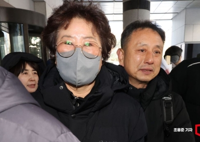 [포토]승소 확정, 눈시울 붉힌 유족
