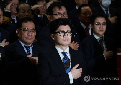 한동훈 "9회 말 투아웃 투스트라이크… 후회없이 휘둘러야"