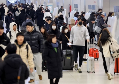 면세점4社 모두 뛰어든다…김포공항 주류·담배 입찰전 '불꽃'