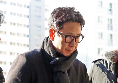 '마약 혐의' 이선균, 고강도 밤샘 조사 뒤 새벽 귀가…"잘 판단해 달라"