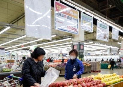 사과·배 등 과일가격 작년보다 30%↑…설명절에 더 오를듯