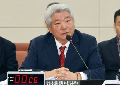 김홍일 "자진사퇴 불가피…직무대행 탄핵 대상 안된다는 게 다수설"