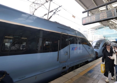 코레일, 한파 속 KTX 감속 운행…유리창 파손 막는다