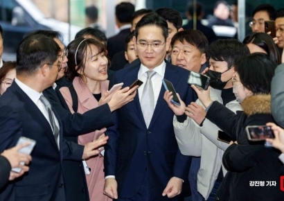 [포토]경제계 신년 인사회 참석한 이재용 삼성전자 회장