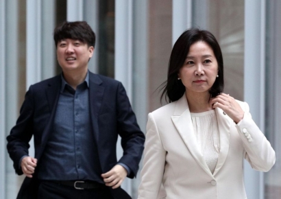 탄핵 후폭풍 덮친 개혁신당…당 운영 방식 놓고 갈등