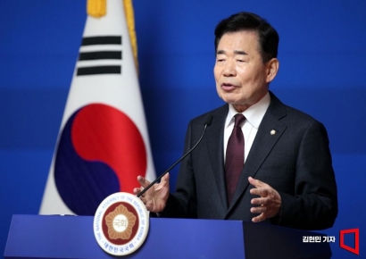 [포토] 김진표 "인구절벽 심각한 국가위기상황…헌법에 명시해야"