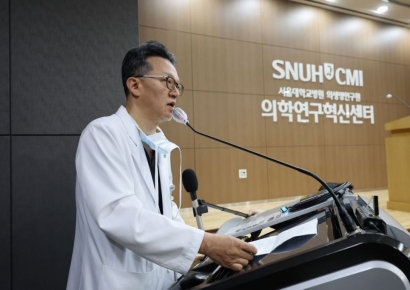 '이재명 수술' 집도의 "1.4㎝ 자상…동맥·기도 손상 없다"