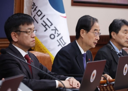 한덕수 "태영건설 경영자, 뼈 깎는 일 해야…금투세 폐지 긍정적"