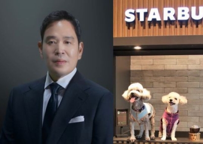 "댕냥이랑 아아 한잔"…최초로 동반 취식 스타벅스 매장 만든 정용진