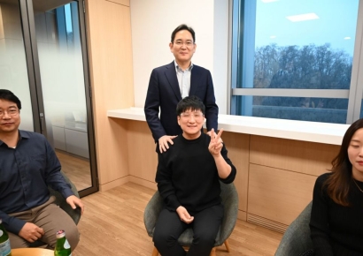 삼성 'AI 길목 기술' 연구 5년째…6G 표준화 주도권 노린다