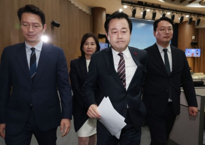 與 출신 김용남, 이준석 신당 합류…"국민의힘, 비민주적 사당 됐다"
