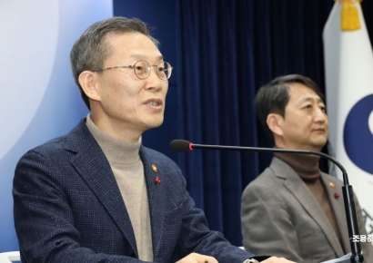 'AI-반도체 이니셔티브' 추진…"AI 세계 3위 도약"