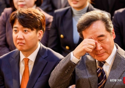 조국신당 태풍에…제3지대 미풍으로 끝나나  