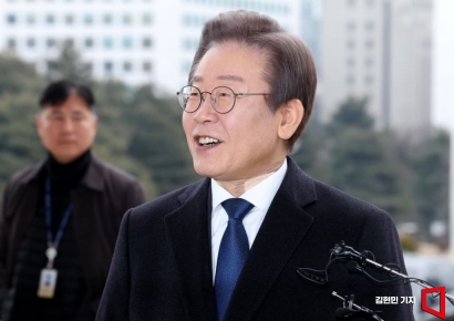[포토] 이재명 "세상 사람들 겪는 고통 비하면 제 일은 사소해" 