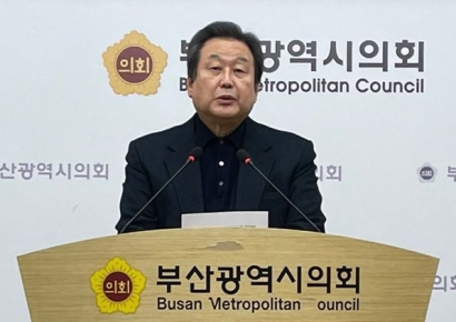 김무성 "박근혜 구속하라 한 적 없어…화해하고 싶다"