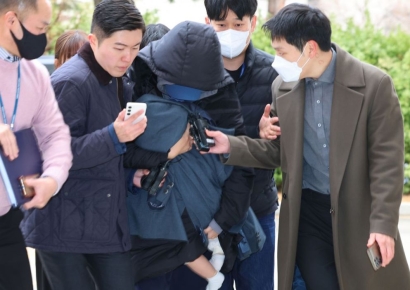 아기 안고 법원 출석했던 이선균 협박녀, 아동학대 무혐의