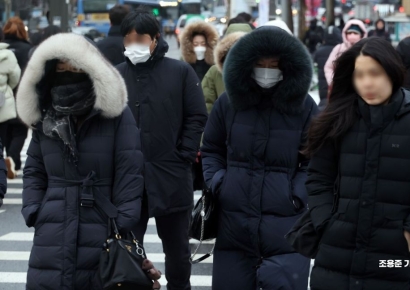 [포토]출근길 추위에 움츠러든 시민들