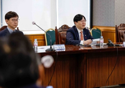 [단독]투자업계 고위층과 비공개 회동한 김소영…기관·외인 자금 절실