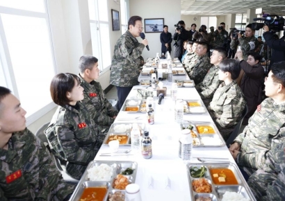 [포토] 이재명 대표, 해병대 1여단 격려 방문