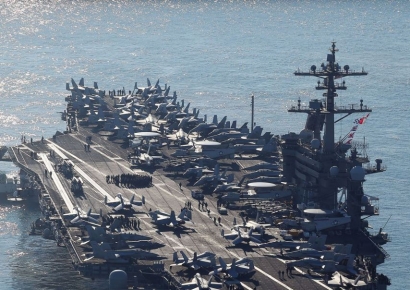 美 핵항모 칼빈슨함 부산입항 "철통같은 확장억제 이행"