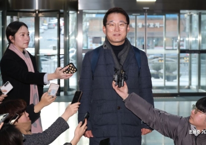 [포토]주파수 경매 질문 답하는 세종텔레콤 이광모 이사