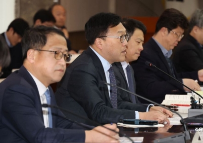 [포토]24년 시도경제협의회 발언하는 김병환 차관