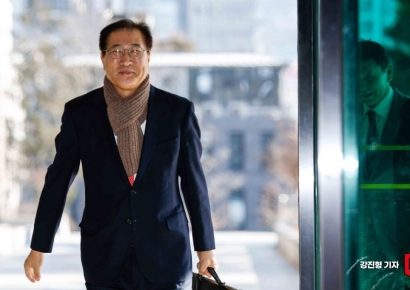 [포토]인사청문 준비단 사무실 도착한 박성재 후보자