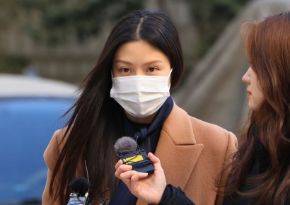 검찰, '입시비리 혐의' 조민 징역 1년에 집행유예 3년 구형