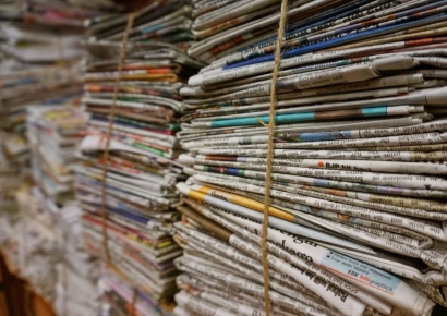 "한국인, 컵라면 먹으며 가짜 롤렉스 자랑"…연재 글 싣더니 결국 문 닫는 日신문