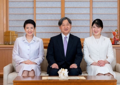 4개국어 엘리트 엄마 닮은 '전국 1% 총명함'…미담제조기 아이코 공주[일본人사이드]