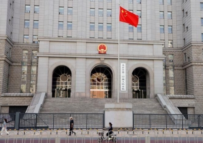 중국에서 40년 일한 영국 기업가 '간첩혐의'로 5년형 선고 
