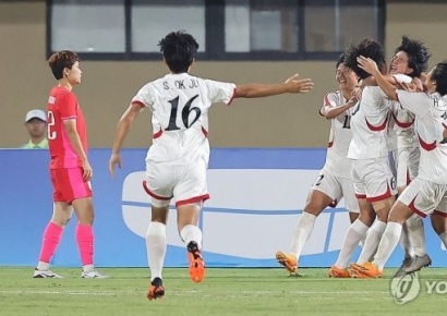 北 축구대표팀, 중국 스포츠용품 후원받는다…"안보리 제재 위반"