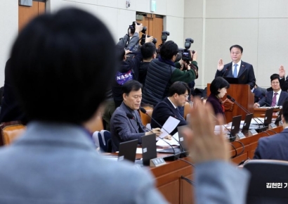 [포토] 국회 정무위, '명품백 의혹·이재명 피습' 현안질의