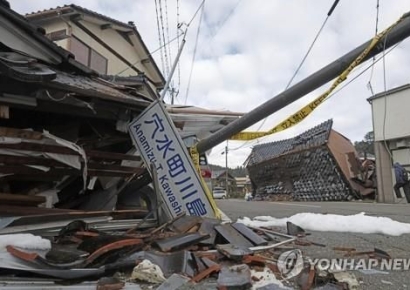 日노토강진 한달, 상흔 여전…1만4000명 피난
