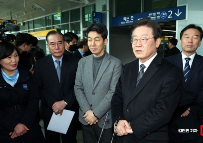 [포토] 민주, '철도 지하화' 총선 공약 발표…"도심 구간 모두 지하화"