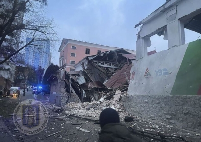 러, 키이우 일대 공습…1명 숨지고 정전 발생