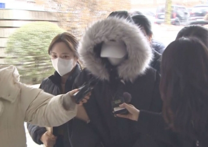 사고 후 반려견만 안고 있던 벤츠女… 형량 영향은 '미미'